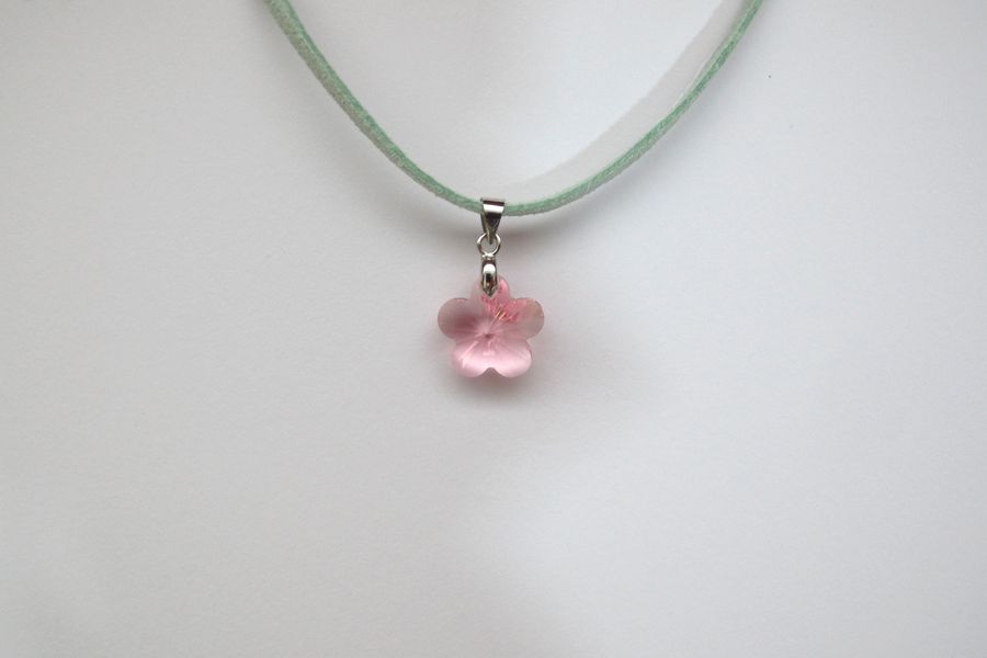 Flower Crystal Pendant Sakura Necklace 