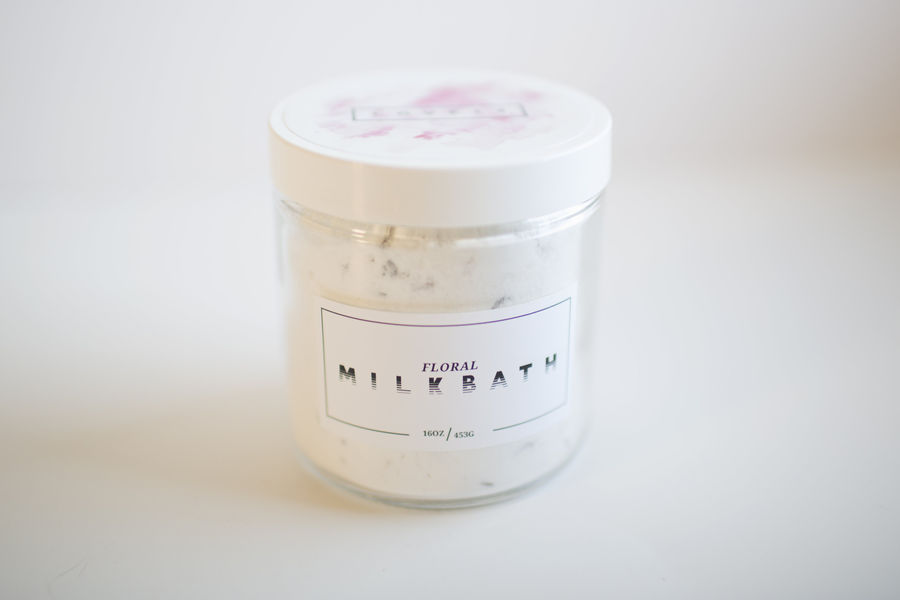 Floral Milk Bath Soak Lovely PinkLion