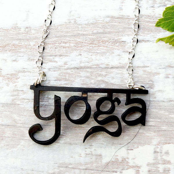 YOGA CHAIN NECKLACE Soothi Style With Substance PinkLion